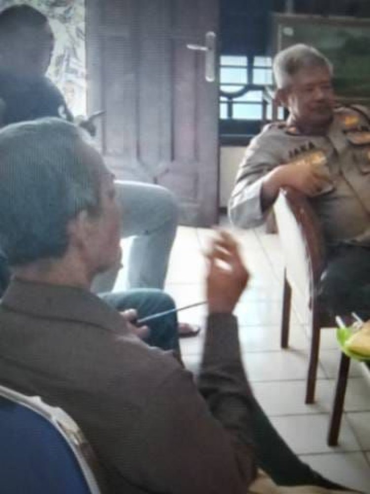 Polisi RW Polisi RW JAKARIYANTA KANIT BINMAS Polsek Cikupa Polresta Tangerang Sambangi Warga Himbau Khamtibmas
