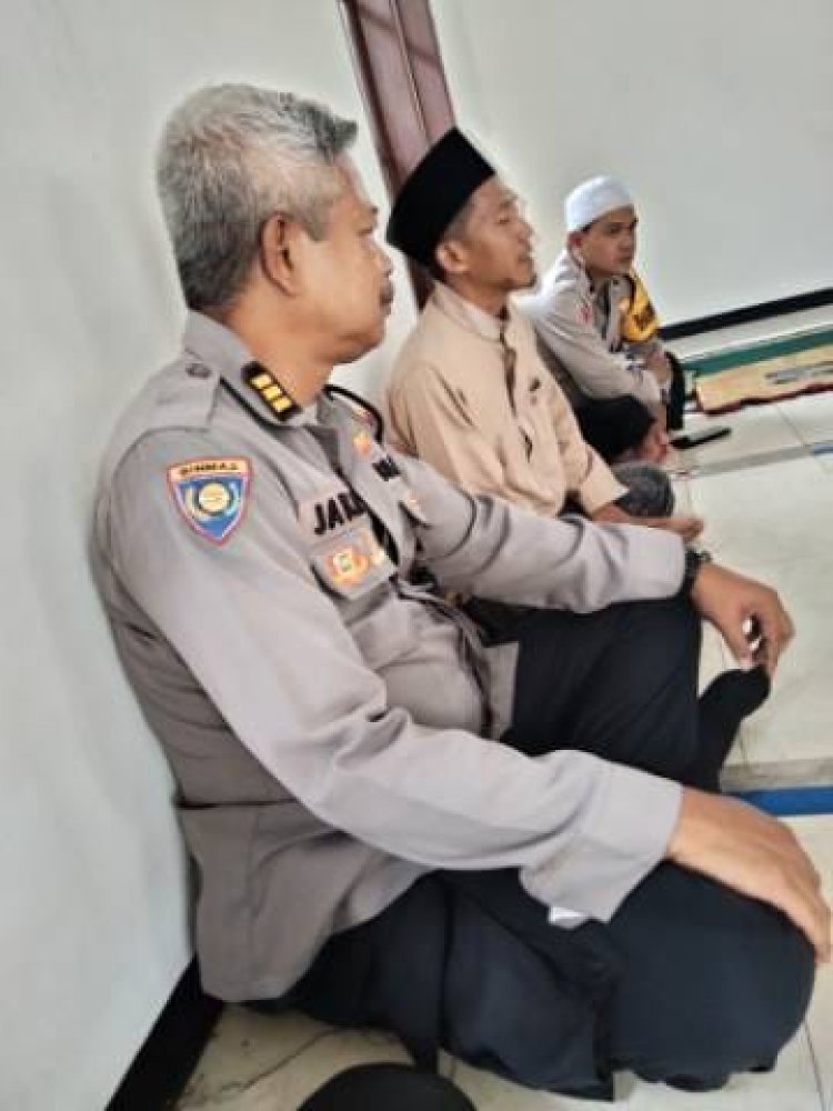 Giat Rutin Polisi RW Anggota KANIT BINMAS Polsek Cikupa Gelar Silaturahmi Warga