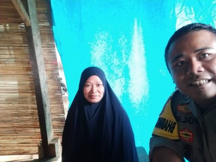 Ibu Sumiati di Sambang Polisi Rw Anggota Polsek Cikupa Dalam Giatnya