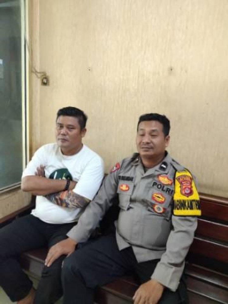 BRIPTU RISKY RAMDHANI ANGGOTA POLSEK Cikupa, KUNJUNGAN - POLISI RW Ke Bitung Jaya Kec. Cikupa Tangerang.