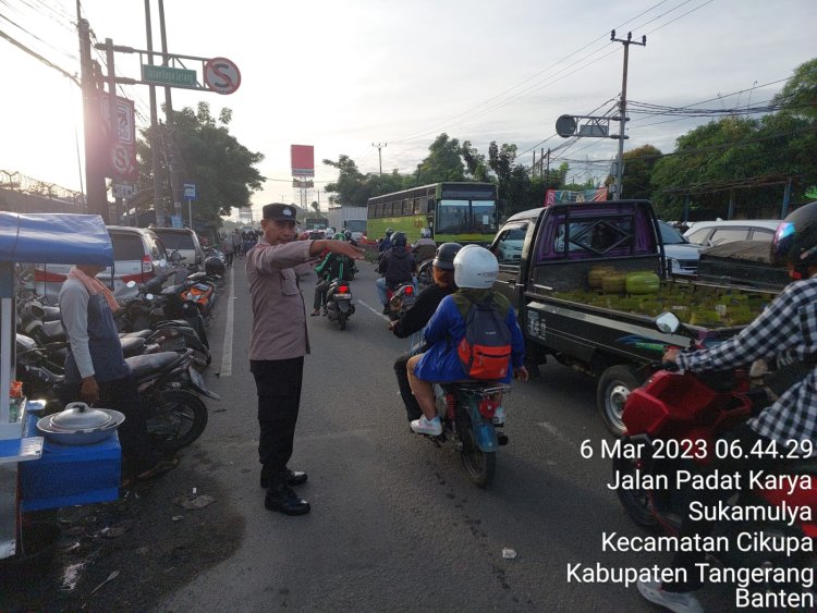 Antisipasi Gangguan Kamtibmas, Anggota Polsek Cikupa Polresta Tangerang Melaksanakan Kegiatan Strong Poin