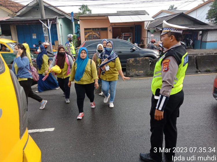 Ipda Udi Muhdi Kanit Lantas, Pelayanan Prima Giat Protap Gatur Lalin Bersama Unit Binmas, Anggota Lantas Polres