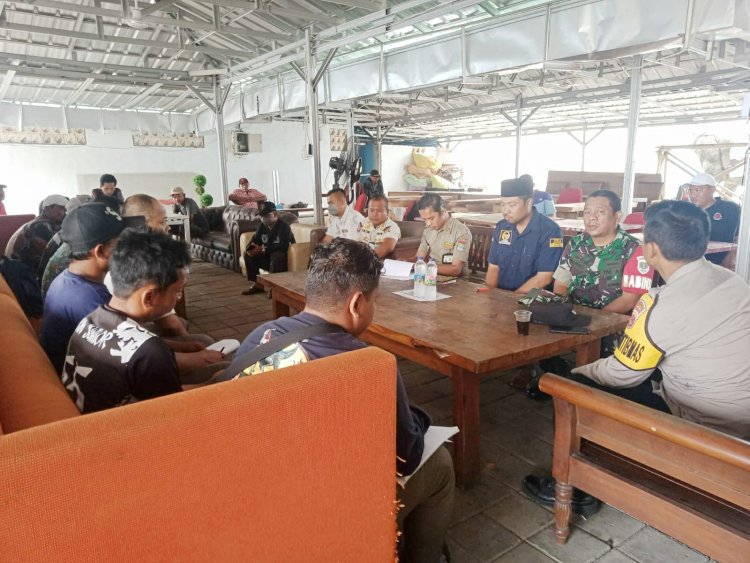 Resmi DTRB Dan Satpol PP Kabupaten Tangerang Menutup Wahana Bermain Bos Dino Di Desa Patrasana - Kresek Tangerang