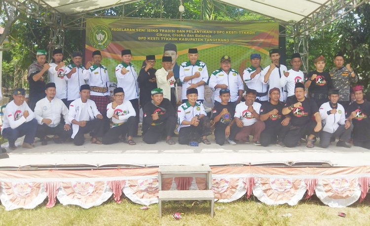 Pelantikan Tiga Dpc ( Pengurus Dewan Pimpinan Cabang) Kesenian Kesti TTKKDH Kecamatan Cikupa Kabupaten Tangerang