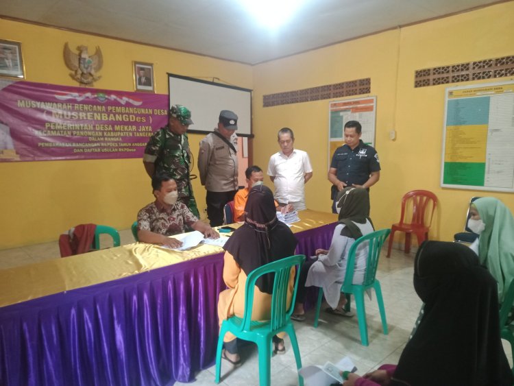 Monitoring Penyaluran Bansos PKH BBM  500 Ribu Di Desa Mekar Jaya