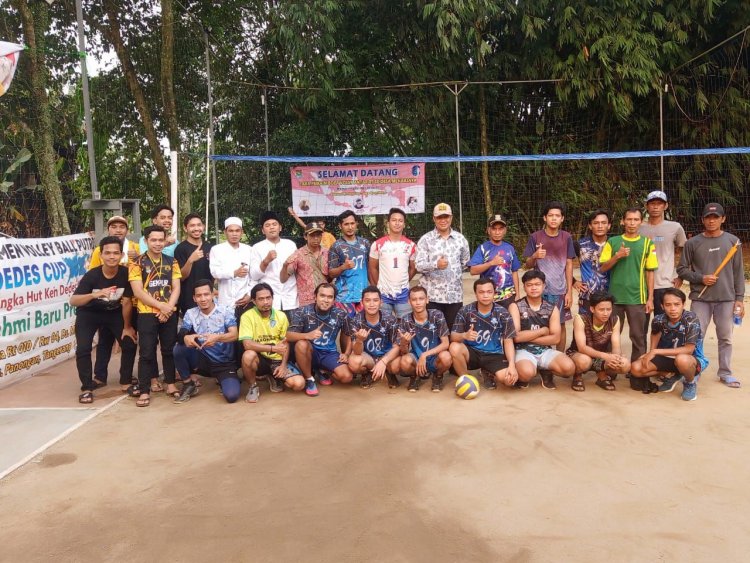 Desa Mekar Jaya Gelar Pertandingan Bola Volly Kades Cup 2022