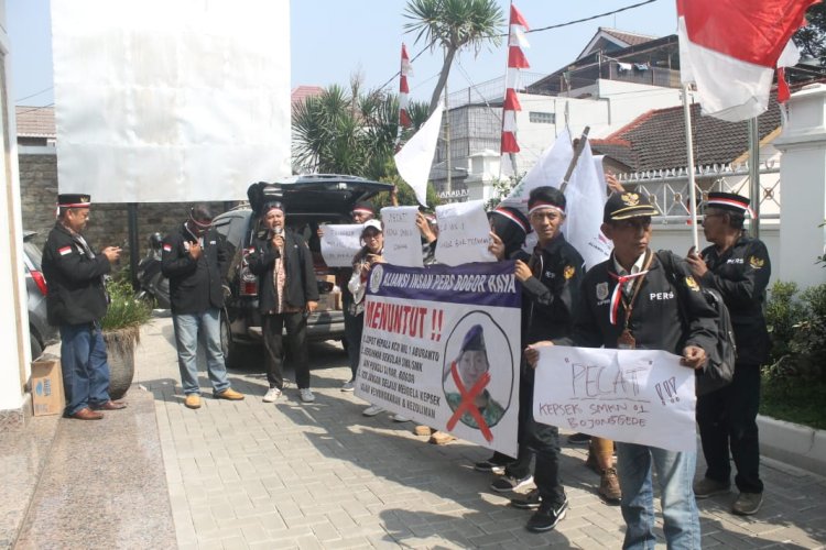 Buktikan Janji, AIPBR Gruduk KCD Wilayah 1 Kabupaten Bogor Guna Pembahasan Dugaan Pungli Di SMAN 01 Cibinong dan SMKN 01 Bojonggede