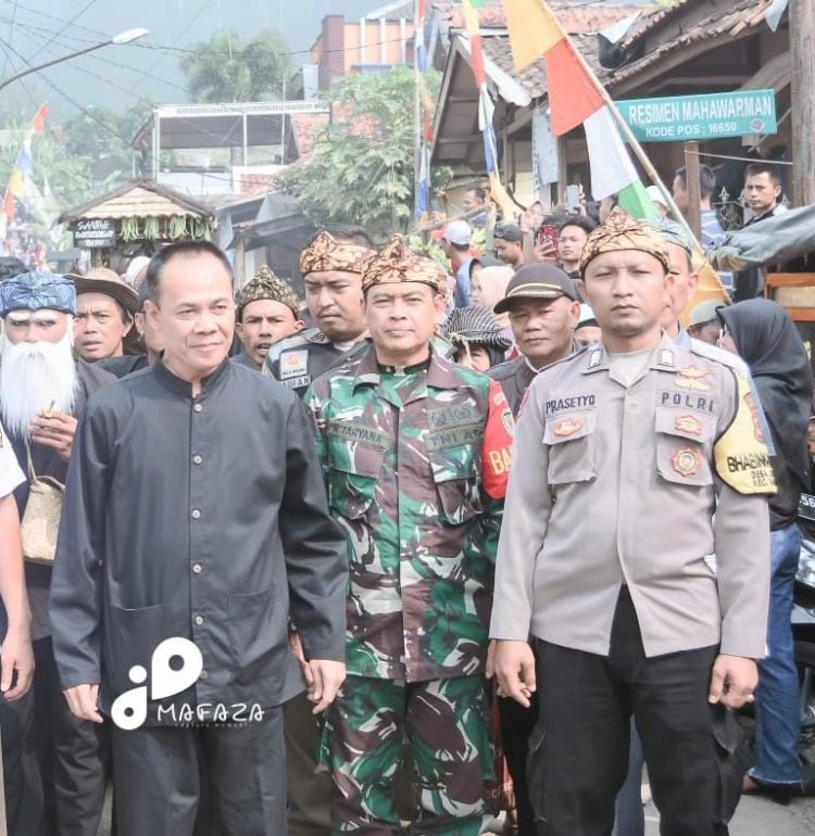 Sinergitas TNI - Polri Wilayah Hukum Polsek Nanggung Pada Kegiatan Masyarakat Wujud Kemitraan