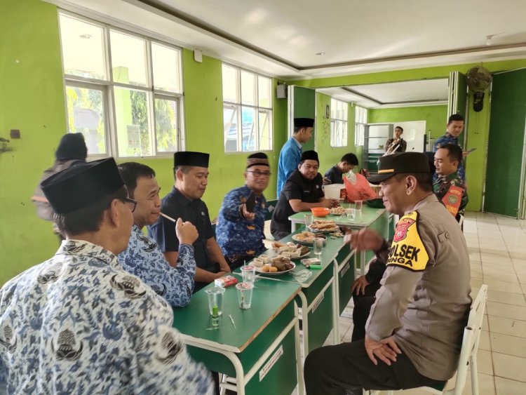 Kapolsek bersama Muspika Jasinga bersinegi kaitan kamtibmas serta sosialisasi tentang TPPO wilayah hukum Kecamatan Jasinga Kabupaten Bogor