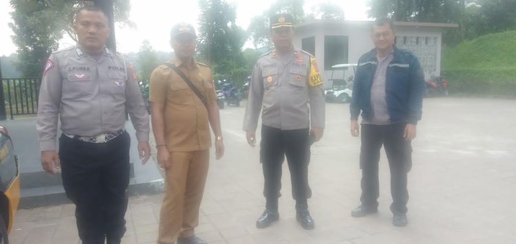 Mempererat Hubungan Silaturahmi Kapolsek Sukaraja Polres Bogor Sambangi Kepala Desa Gunung Geulis