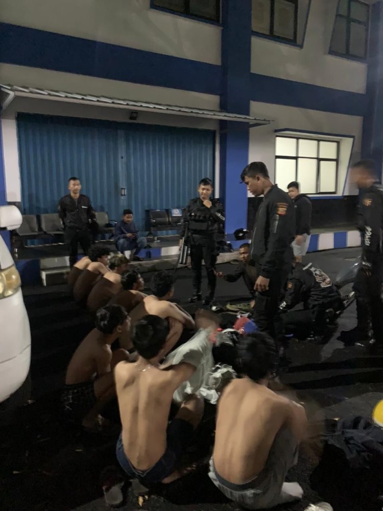 8 ORANG GANSTER DIAMANKAN SAT SAMAPTA POLRES BOGOR POLDA JABAR