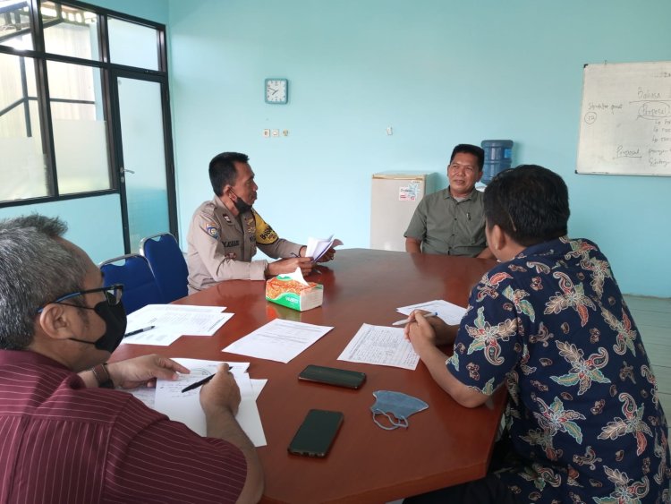 Bhabinkamtibmas Polsek Citeureup Polres Bogor Polda Jabar Sambangi Sekolah Puspanegara Berikan Pesan Kamtibmas