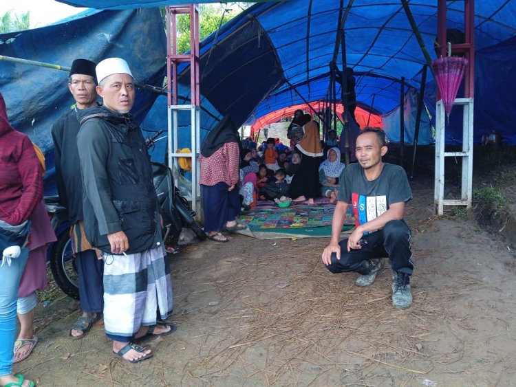 Keprihatinan Warga Kampung Kondang yang Terdampak Musibah Gempa Bumi.