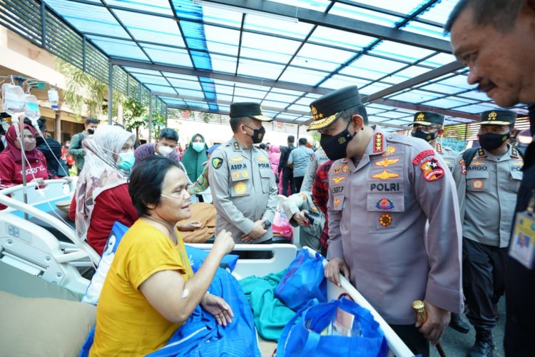 Akibat Tanah Longsor Yang terjadi di Cianjur, Polres Bogor Lakukan Pengalihan Arus Kendaraan di Wilayah Puncak