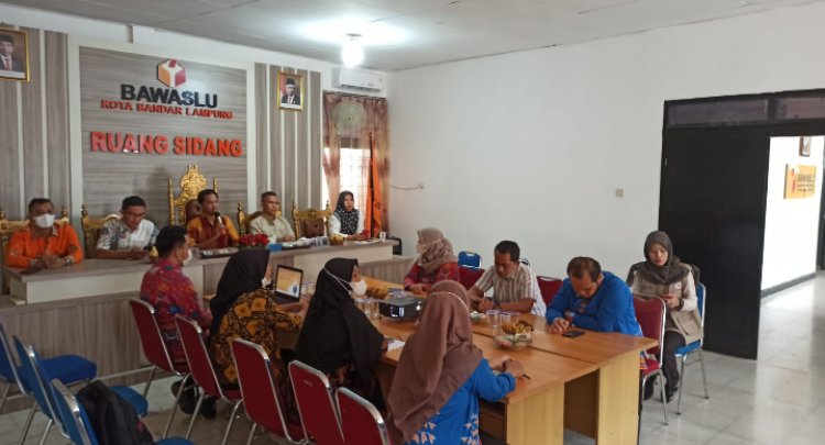 Rapat BDP Bawaslu Kota Balam Berlangsung di Ruang Rapat Sekretariat Bawaslu Kota Balam