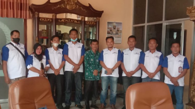 DPC Media Online lndonesia (MOI) Audensi Ke Ketua DPRD Kabupaten WayKanan.