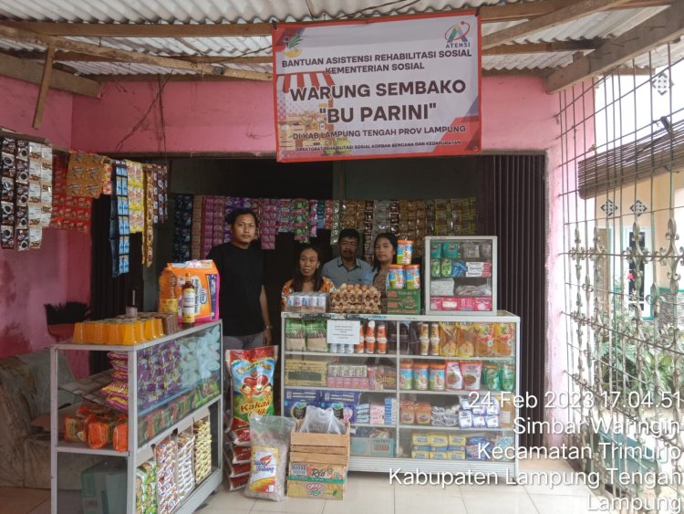 Selain Bantu Bidang Kesehatan Kementerian Sosial RI, Juga Berikan Bantuan Modal Usaha Untuk Ibu Parini