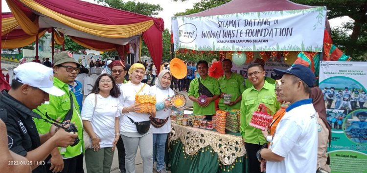 WW-F Lamsel Ikut Serta Bazaar Produk Daur Ulang World Clean Up Day 2022 di Provinsi Lampung