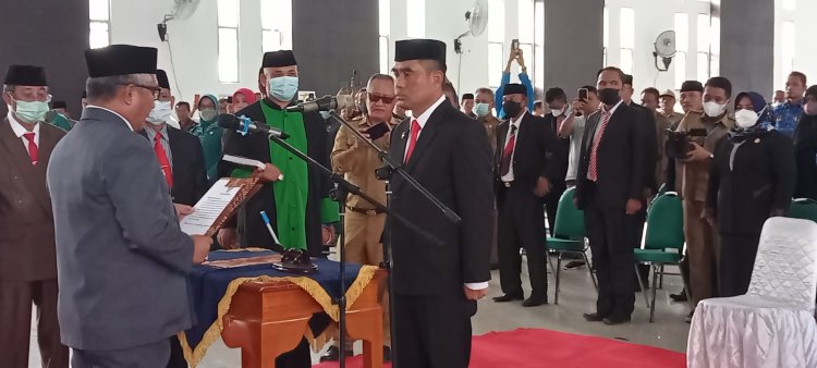 Andi M. Iqbal Tongasa Resmi Jabat Sekda Definitif Kabupaten Kolaka Timur