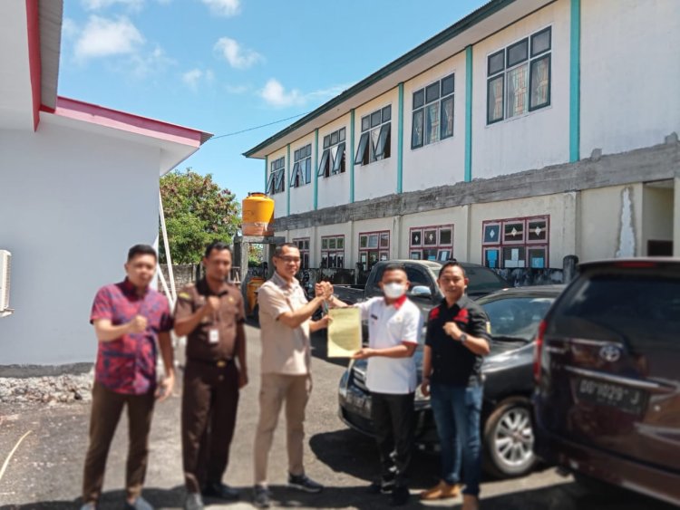 Kejari Morotai Menyerahkan Inventaris Aset Daerah Kepada Pemda