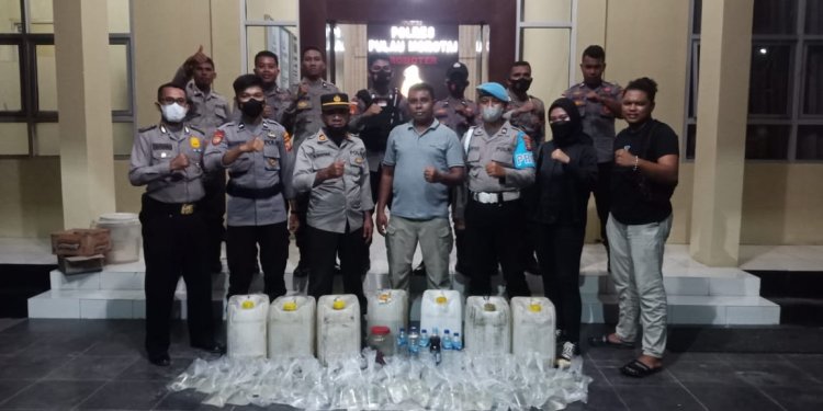 Polres Morotai Kembali Berhasil Mengamankan 275 Liter Miras