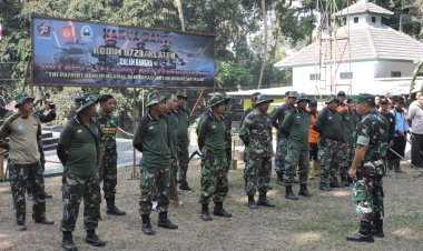 Sambut HUT Ke-78 TNI, Kodim 0723/Klaten Bersihkan Monumen Markas Besar Komando Djawa  