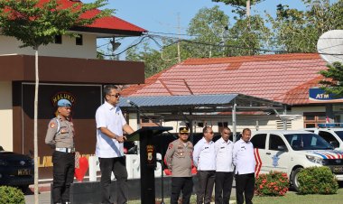Pertama Irwasda Pimpin Apel Pagi di Polres SBB