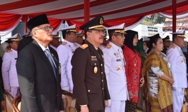 Wakajati Jatim Ikuti Upacara HUT TNI Ke – 78 Di Koarmada II Surabaya