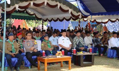 Kapolres sbb, hadiri kemah Akbar,di SMA  kelapa dua.