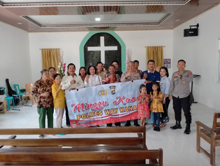Minggu Kasih, Polres Way Kanan Sambangi GKSBS Sampaikan Binluh Kamtibmas