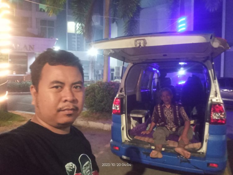 Pukul 12 Malam  Zamhari Terpaksa Harus di Evakuasi Ke Rumah Sakit Muhammad Husein Palembang