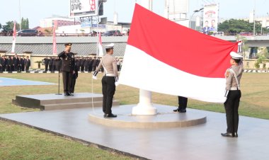Upacara hari Pahlawan ke-78 tahun 2023 di halaman gedung Presisi Mapolda Sumsel