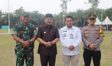 Bupati Tinjau Persiapan MTQ Tingkat Kabupaten Tanjabbar di Desa Dataran Kempas