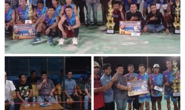 Yudi Purna Nugraha SH Yang Di Wakil kan Mirza Gumay S.ip Menutup Turnamen Bola Volly Desa Penilikan Sp 4, Peninjauan Kabupaten Oku Sumsel