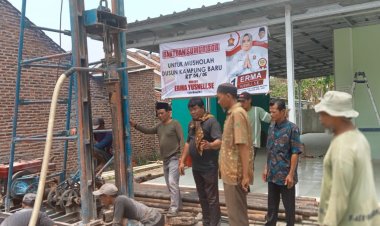 Erma Yusneli Kembali Serahkan Bantuan Sumur Bor Untuk Masyarakat Terdampak Kekeringan 