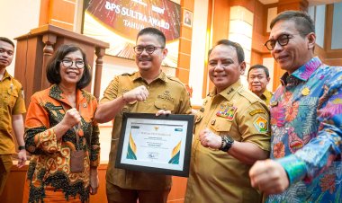 Sukseskan Sensus Pertanian Di Kolaka Timur, Bupati Terima Piagam Penghargaan Dari BPS