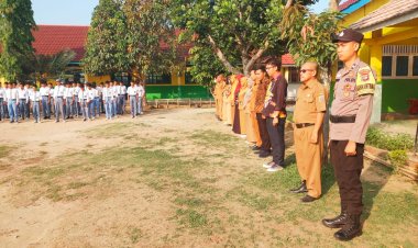 Police Goes To School, Bhabinkamtibmas Binluh di SMKN 1 Pakuan Ratu