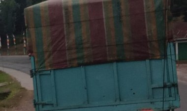 Oknum Brimob Inisial Z Kawal BBM di duga Ilegal di Jalan Lintas Jambi Tempino