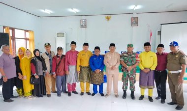 Kunjungi Seberang Kota, Bupati Berikan Bantuan Lansia dan Penyandang Disabilitas