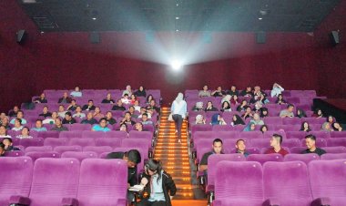 Nobar film "13 bom di jakarta" bersama Kapolda Irjen Pol A Rachmad Wibowo SIK