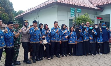 PJ Bupati Bogor Asmawa Tosepu.AP.M.S.I Lakukan Kunjungan Kerja Ke Desa Cikeas 