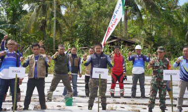 Atasi Laju Inflasi Daerah, Bupati Kolaka Timur Pimpin Penanaman Cabai Di Mowewe