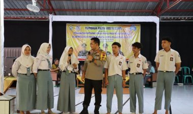 Politik Goes To School, Kapolres Kendal Pesan Pelajar Bijak Bermedsos