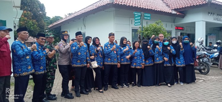 PJ Bupati Bogor Asmawa Tosepu.AP.M.S.I Lakukan Kunjungan Kerja Ke Desa Cikeas 