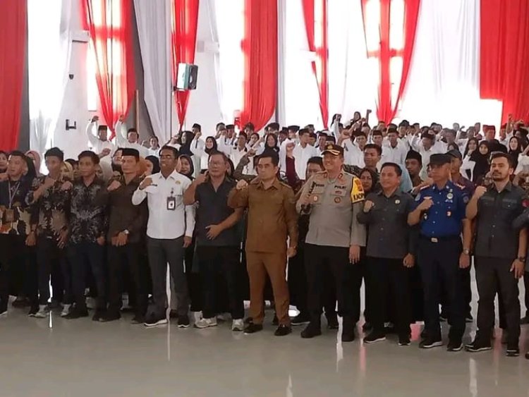 Hadiri Pelantikan 398 PTPS, Sekda Kolaka Timur Berharap Jaga Integritas Dan Profesionalisme