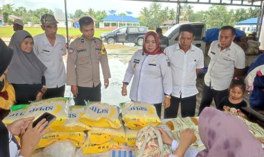 Melalui Pangan Murah, Ratusan Emak-Emak Di Aere Antusias Manfaatkan Program Pemerintah