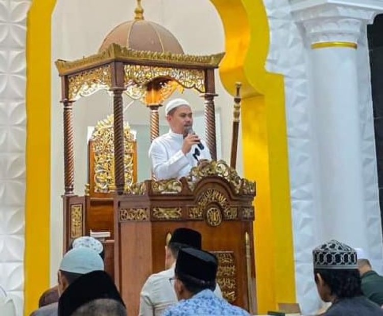 Sambut Ramadhan Dimalam Pertama, Bupati Kolaka Timur Shalat Tarawih Di Mesjid Jabal Nur