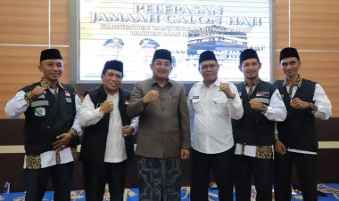 Bupati Tanjabbar Lepas 398 Jamaah Haji, Titip Doa untuk Kemajuan Kabupaten