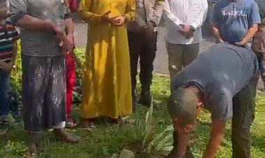 Pemerintah Desa sumur Batu mengucapkan terima kasih kepada H.Prabowo Subianto yang Telah  memberikan Berikan Dua Ekor Sapi 