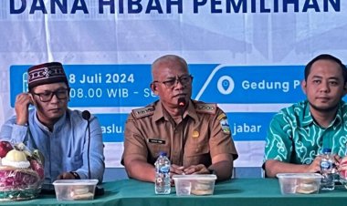 Rapat Persiapan Program Anggaran Hibah Di Hadiri Oleh Sekda Garut.